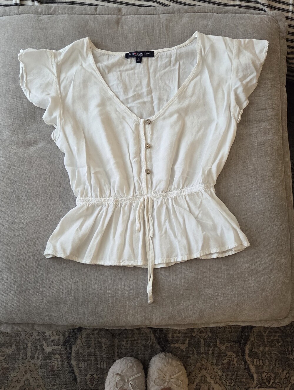 White Short Sleeve Cinched Waist Tie V Neck Top